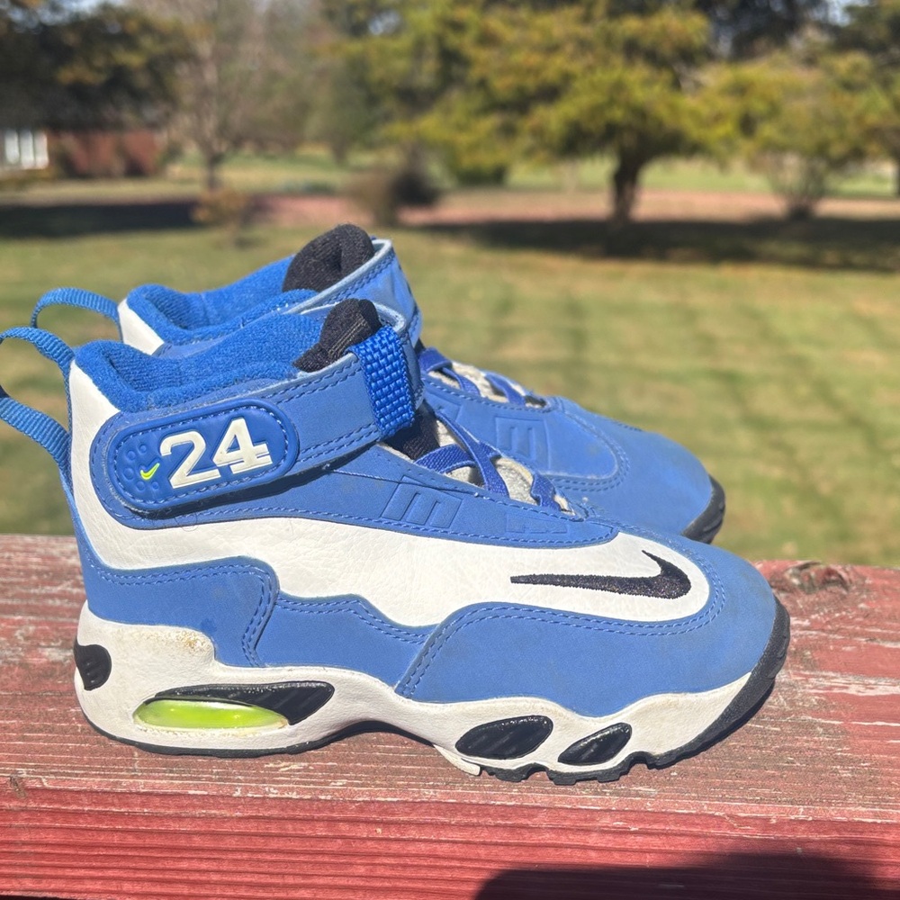 Nike Kids Blue and White Sneakers